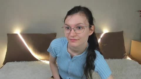 Kelsirabenold online show from 03-18-26, 05:10