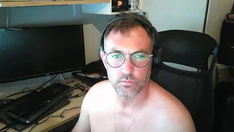 Snapshot of kelvin06133 chatting on 07-05-26, 09:22 kelvin06133 online show from 07-05-26, 09:22