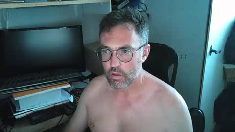 Snapshot of kelvin06133 chatting on 08-03-26, 03:05 kelvin06133 online show from 08-03-26, 03:05