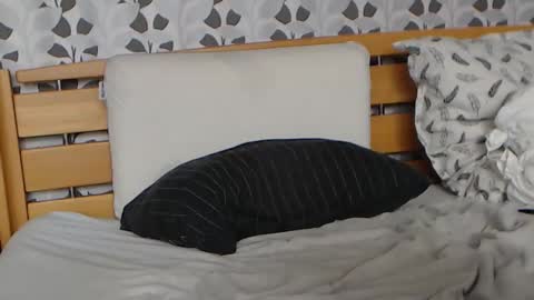 kelywild20 online show from 01-26-25, 12:11