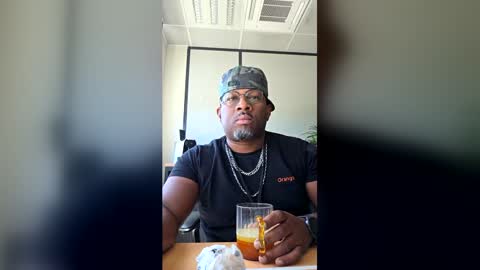 Snapshot of ken3897 chatting on 05-29-26, 10:57 ken3897 online show from 05-29-26, 10:57