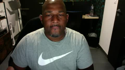 Snapshot of ken3897 chatting on 07-07-26, 11:20 ken3897 online show from 07-07-26, 11:20
