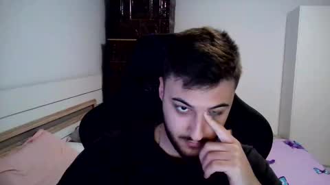 Snapshot of kenan_10 chatting on 05-15-26, 09:44 kenan online show from 05-15-26, 09:44
