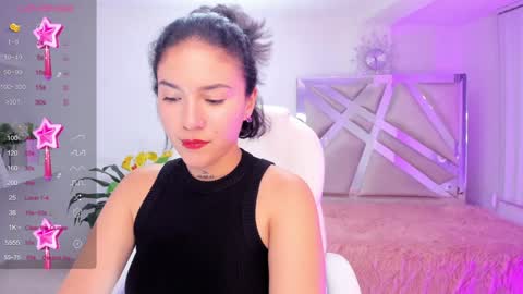 Snapshot of kendaall_jenner chatting on 12-22-24, 05:23 Kendall Jenner online show from 12-22-24, 05:23