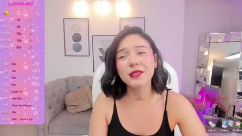 Snapshot of kendaall_jenner chatting on 12-27-24, 02:36 Kendall Jenner online show from 12-27-24, 02:36