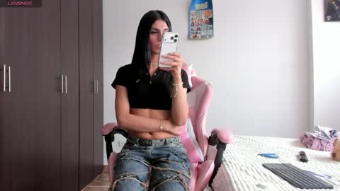 Snapshot of kendal_hot1 chatting on 03-16-26, 04:33 Aleja3 online show from 03-16-26, 04:33