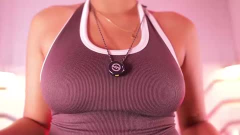 kendall_evanss_ online show from 06-07-26, 07:28