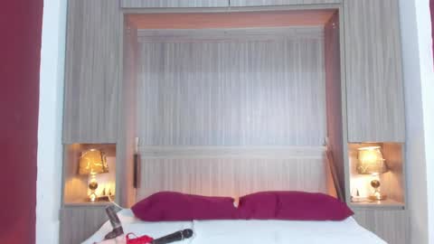 Snapshot of kendallrosse1 chatting on 01-28-25, 03:25 Kendal online show from 01-28-25, 03:25