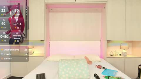 Snapshot of kendallrosse1 chatting on 02-28-25, 07:48 Kendal online show from 02-28-25, 07:48