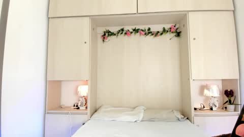 Kendal online show from 03-13-26, 12:12