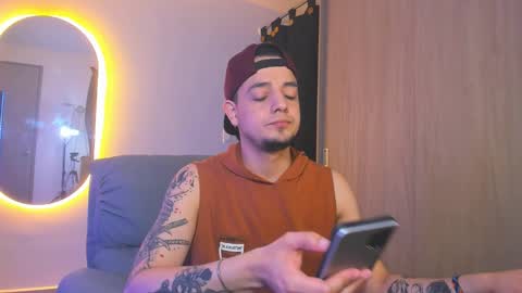 Snapshot of kendel_dimitri chatting on 01-12-25, 06:17 kendel_dimitri online show from 01-12-25, 06:17