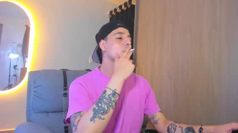 Snapshot of kendel_dimitri chatting on 01-17-25, 05:11 kendel_dimitri online show from 01-17-25, 05:11