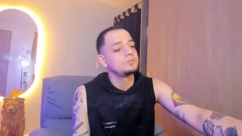 Snapshot of kendel_dimitri chatting on 01-26-25, 04:20 kendel_dimitri online show from 01-26-25, 04:20