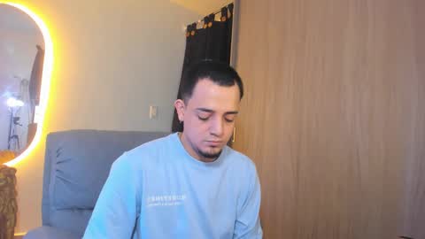 Snapshot of kendel_dimitri chatting on 02-08-25, 04:25 kendel_dimitri online show from 02-08-25, 04:25
