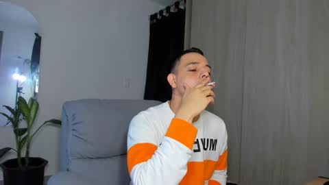Snapshot of kendel_dimitri chatting on 03-02-25, 04:07 kendel_dimitri online show from 03-02-25, 04:07