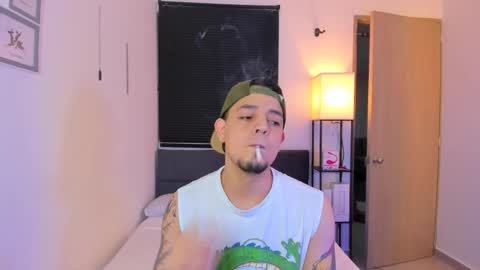 kendel_dimitri online show from 04-22-26, 05:54