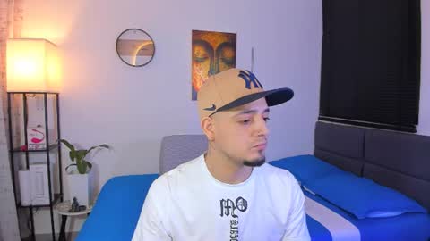 kendel_dimitri online show from 06-09-26, 02:45
