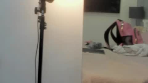 Kendra London online show from 11-08-25, 11:10