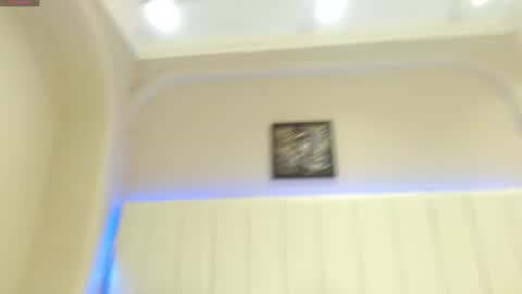 kendra_lux1 online show from 10-31-25, 01:45