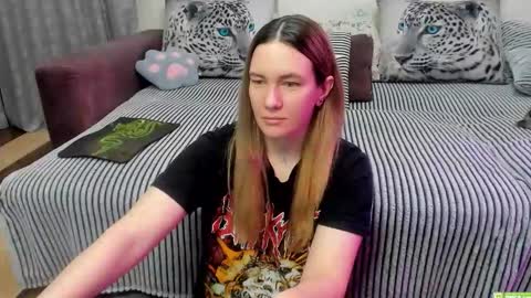 Kendra online show from 03-24-26, 11:43