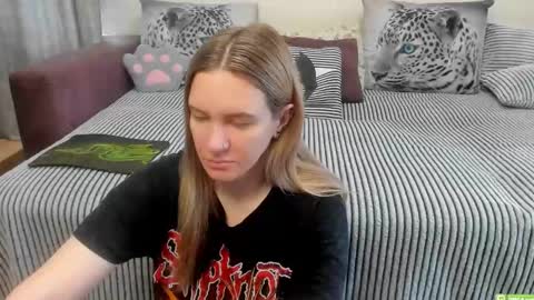 Snapshot of kendra_xx_ chatting on 05-08-26, 12:05 Kendra online show from 05-08-26, 12:05