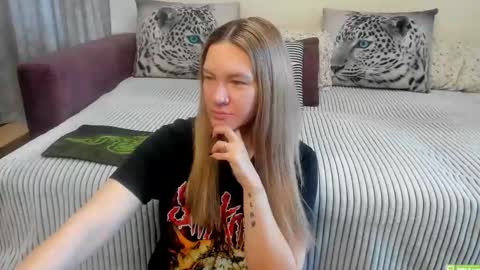Snapshot of kendra_xx_ chatting on 06-09-26, 11:38 Kendra online show from 06-09-26, 11:38
