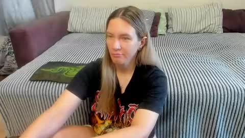 Snapshot of kendra_xx_ chatting on 07-16-26, 12:16 Kendra online show from 07-16-26, 12:16