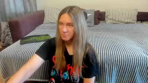 Snapshot of kendra_xx_ chatting on 07-25-26, 12:09 Kendra online show from 07-25-26, 12:09