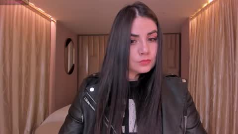  K E N D R A  online show from 02-25-26, 02:43