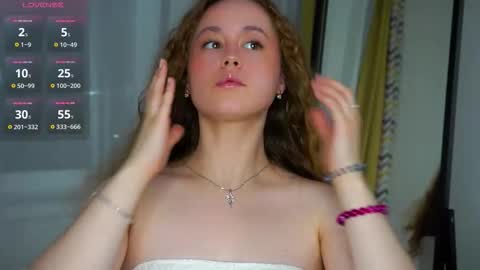 Kira online show from 10-16-25, 06:31