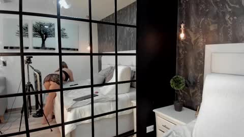 Snapshot of kendraleroy chatting on 03-12-25, 02:41 KENDRA online show from 03-12-25, 02:41