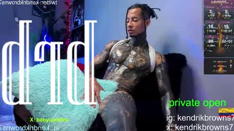 Snapshot of kendrik_brown chatting on 11-09-25, 03:49 kendrick brown online show from 11-09-25, 03:49