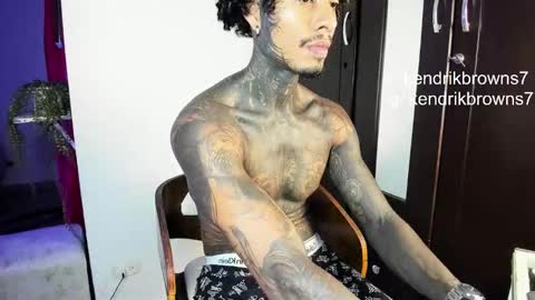 Snapshot of kendrik_brown chatting on 11-27-25, 07:10 kendrick brown online show from 11-27-25, 07:10