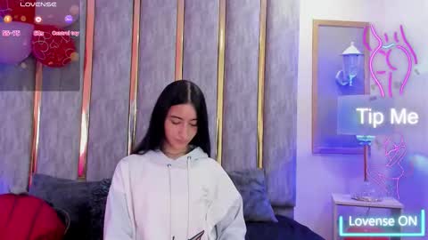 keniavelvet  online show from 02-26-26, 04:50