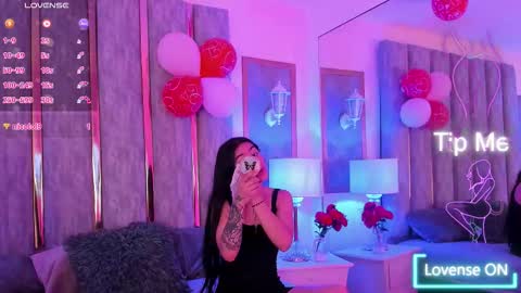 keniavelvet  online show from 03-03-26, 03:40