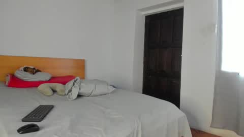 Kenia online show from 03-12-26, 07:53