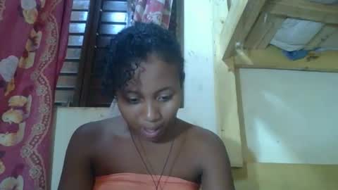 Snapshot of kenilange chatting on 12-04-25, 06:44 kenilange online show from 12-04-25, 06:44