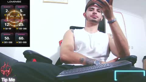 Snapshot of kenn_blake1 chatting on 06-04-26, 04:46 blake online show from 06-04-26, 04:46