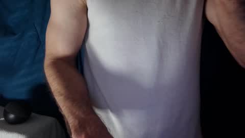 Snapshot of kennerfox77 chatting on 01-18-25, 03:42 Kennfox777 online show from 01-18-25, 03:42