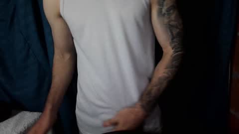 Snapshot of kennerfox77 chatting on 01-28-25, 05:32 Kennfox777 online show from 01-28-25, 05:32