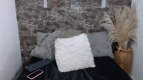 Snapshot of kennethcodyy chatting on 11-08-25, 11:21 kennethcodyy online show from 11-08-25, 11:21