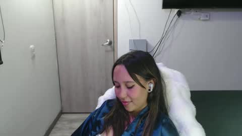 Snapshot of kenshi2302 chatting on 11-06-25, 09:05 kenshi2302 online show from 11-06-25, 09:05