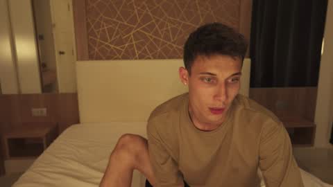 Peter     online show from 12-19-24, 06:01