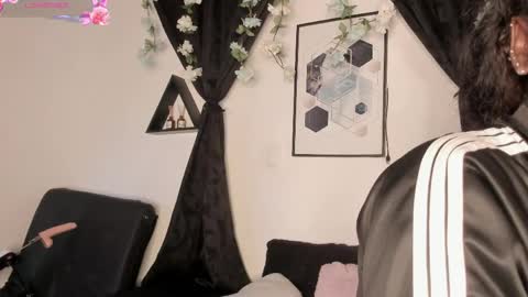 KENTHA  online show from 04-29-26, 10:52