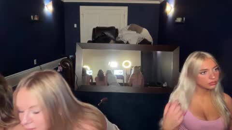 kenziesmithh online show from 10-08-25, 06:27