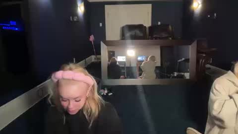 kenziesmithh online show from 10-12-25, 05:12