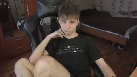 Looking for a moderator I PVT IS OPEN online show from 03-18-26, 03:37