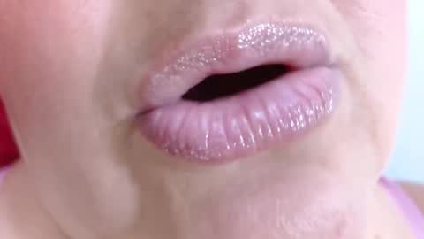 K E R L Y online show from 04-25-26, 01:36