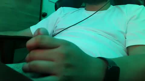 Snapshot of kerry_flotecrc chatting on 01-28-25, 04:39 KerryFlote online show from 01-28-25, 04:39