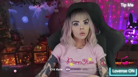 Snapshot of kerry_kirk chatting on 02-24-26, 10:30 Kerry online show from 02-24-26, 10:30